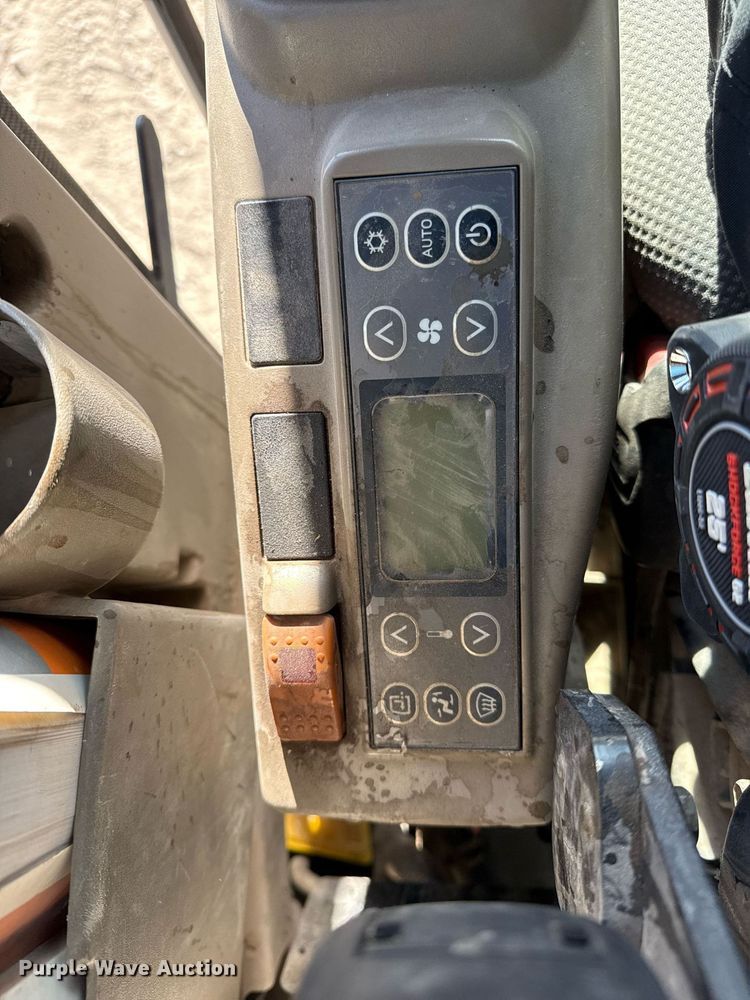 image for item DM5618 2016 Case CX80C mini excavator