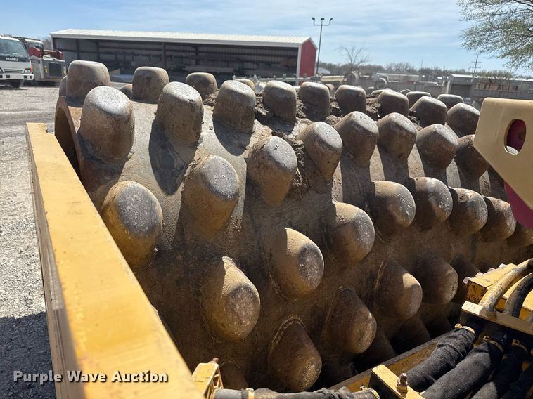 image for item DM5619 2008 Caterpillar CP76 single drum vibratory roller