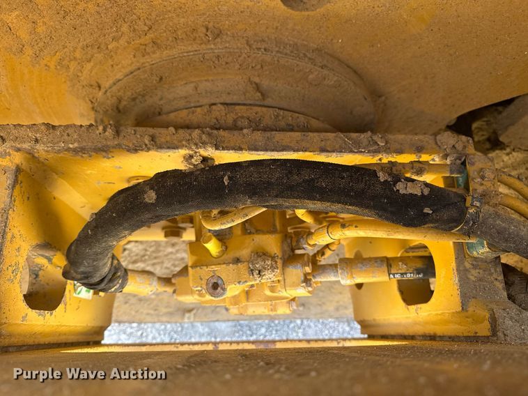 image for item DM5619 2008 Caterpillar CP76 single drum vibratory roller