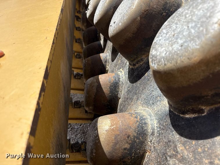 image for item DM5619 2008 Caterpillar CP76 single drum vibratory roller