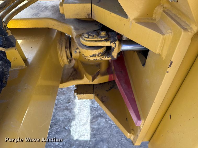 image for item DM5619 2008 Caterpillar CP76 single drum vibratory roller