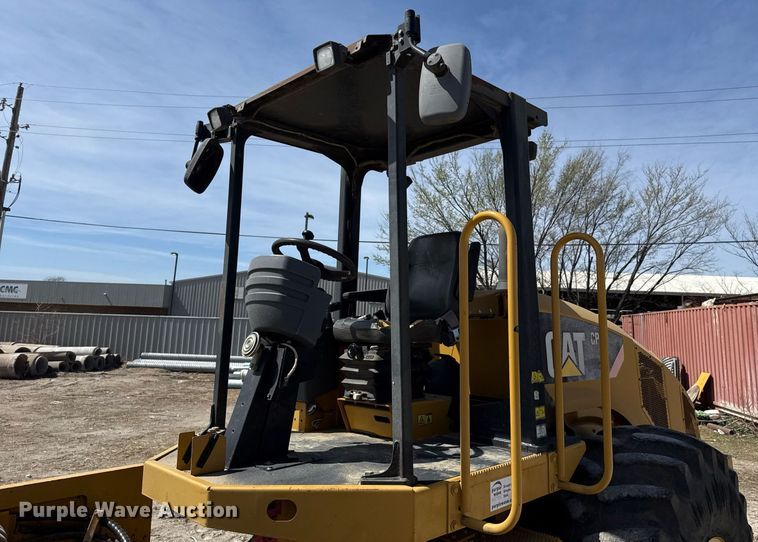 image for item DM5619 2008 Caterpillar CP76 single drum vibratory roller