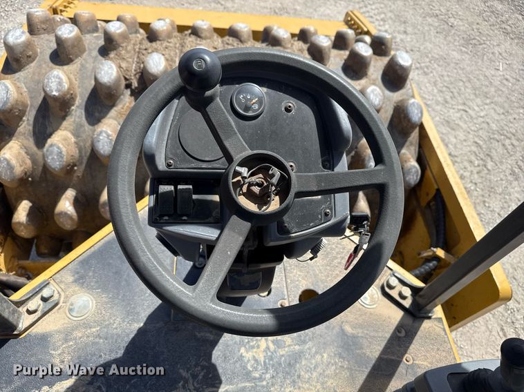 image for item DM5619 2008 Caterpillar CP76 single drum vibratory roller