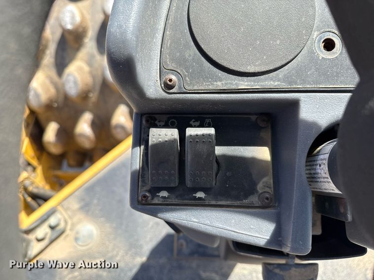 image for item DM5619 2008 Caterpillar CP76 single drum vibratory roller