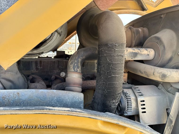 image for item DM5619 2008 Caterpillar CP76 single drum vibratory roller