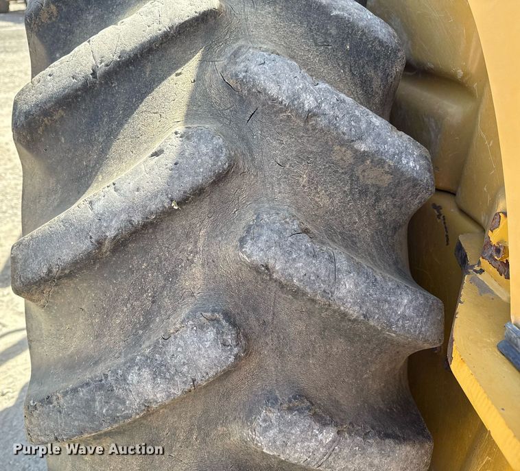 image for item DM5619 2008 Caterpillar CP76 single drum vibratory roller