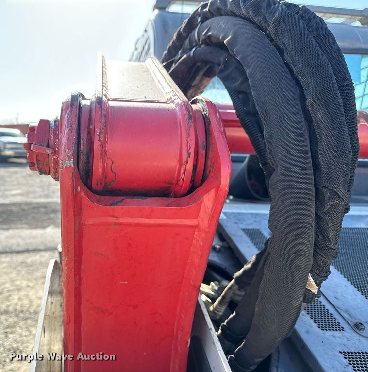 image for item DM5621 2020 Takeuchi TL12V-2 tracked skid steer loader