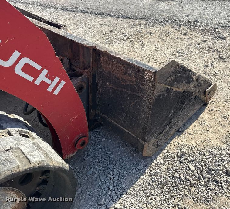 image for item DM5621 2020 Takeuchi TL12V-2 tracked skid steer loader