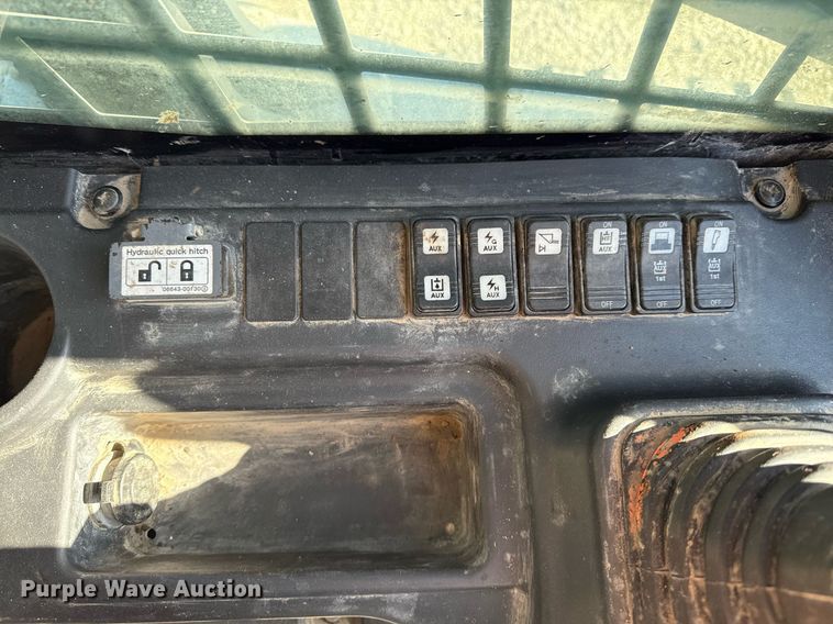 image for item DM5621 2020 Takeuchi TL12V-2 tracked skid steer loader