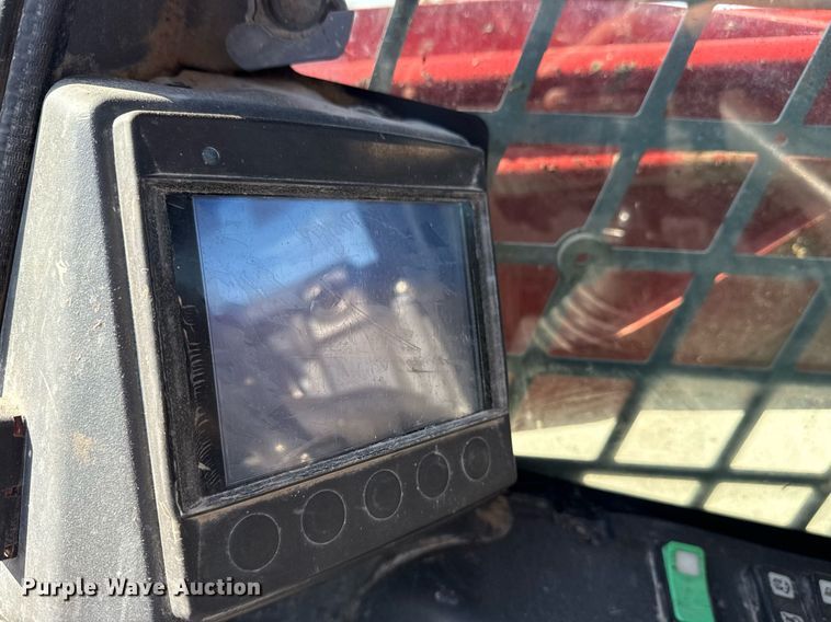 image for item DM5621 2020 Takeuchi TL12V-2 tracked skid steer loader