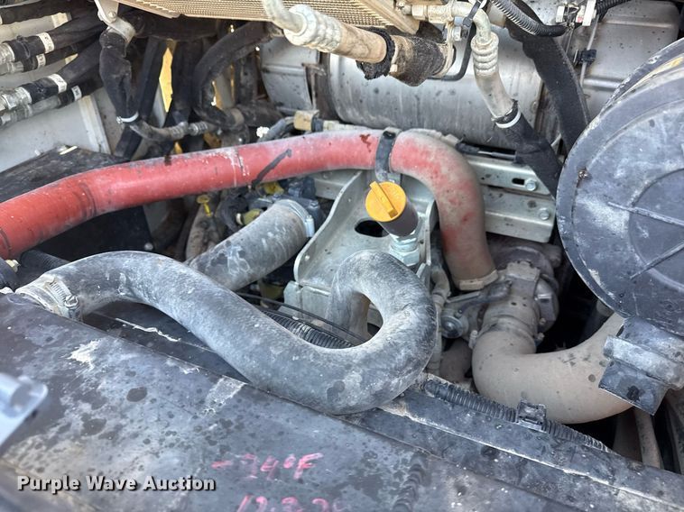 image for item DM5621 2020 Takeuchi TL12V-2 tracked skid steer loader