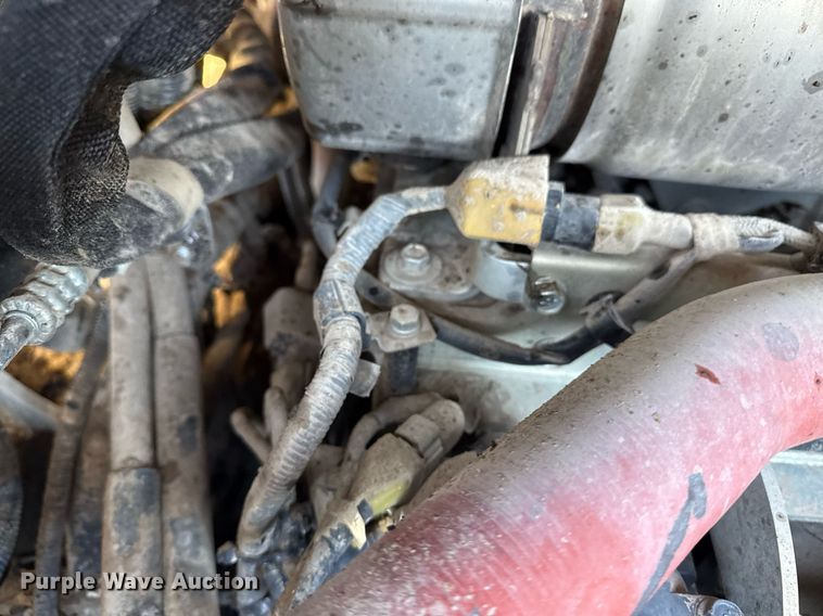 image for item DM5621 2020 Takeuchi TL12V-2 tracked skid steer loader