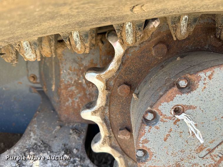 image for item DM5621 2020 Takeuchi TL12V-2 tracked skid steer loader