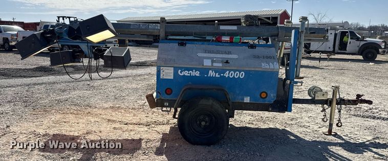 image for item DM5622 2010 Genie TML-4000 light plant