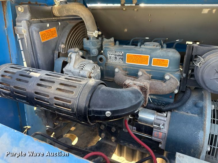 image for item DM5622 2010 Genie TML-4000 light plant