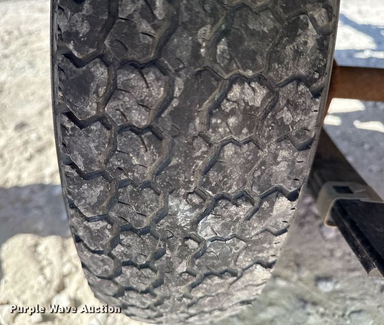 image for item DM5622 2010 Genie TML-4000 light plant