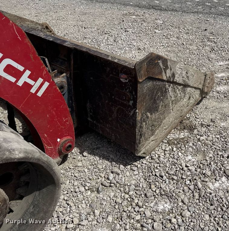 image for item DM5629 2019 Takeuchi TL12V-2 tracked skid steer loader