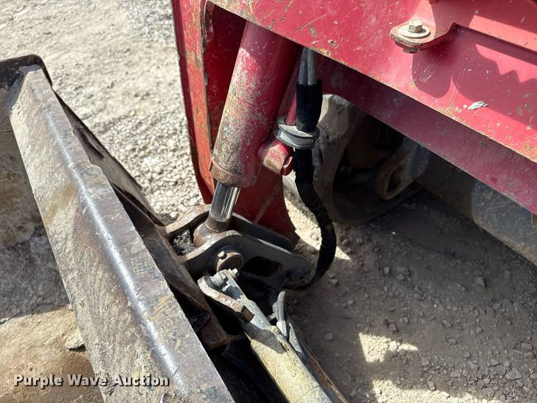 image for item DM5629 2019 Takeuchi TL12V-2 tracked skid steer loader