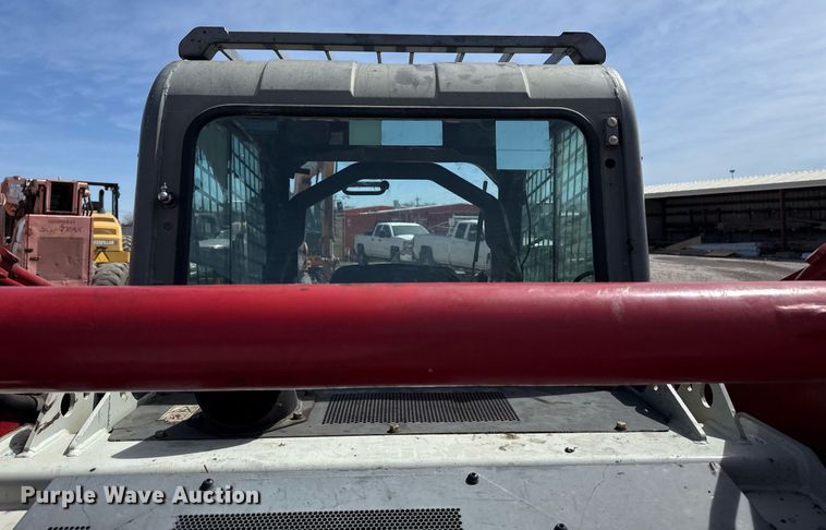 image for item DM5629 2019 Takeuchi TL12V-2 tracked skid steer loader