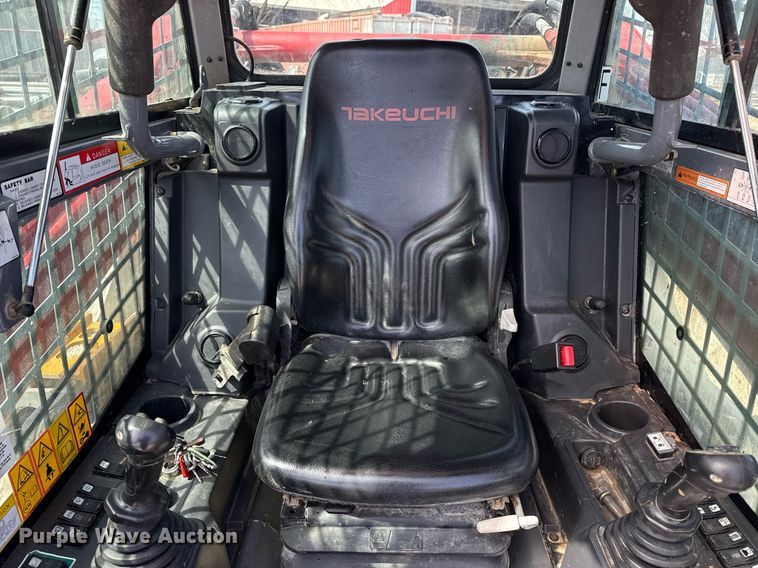 image for item DM5629 2019 Takeuchi TL12V-2 tracked skid steer loader