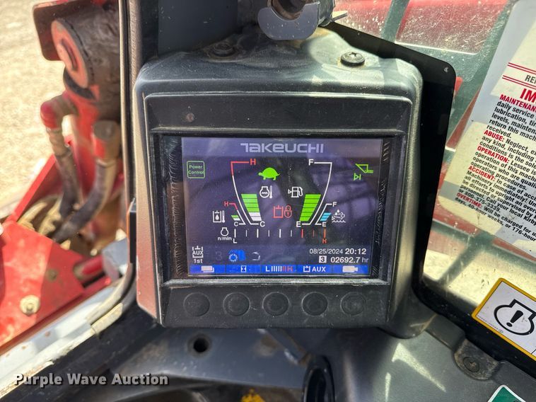 image for item DM5629 2019 Takeuchi TL12V-2 tracked skid steer loader