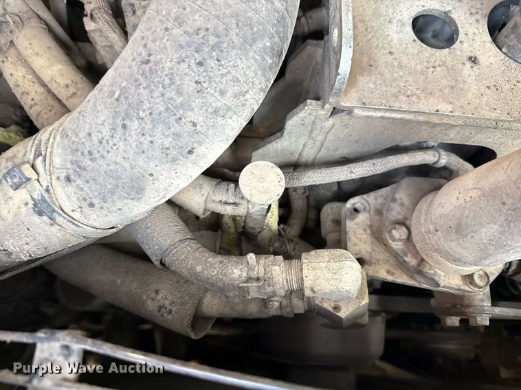 image for item DM5629 2019 Takeuchi TL12V-2 tracked skid steer loader