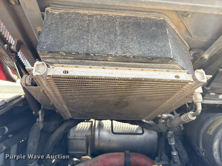 image for item DM5629 2019 Takeuchi TL12V-2 tracked skid steer loader