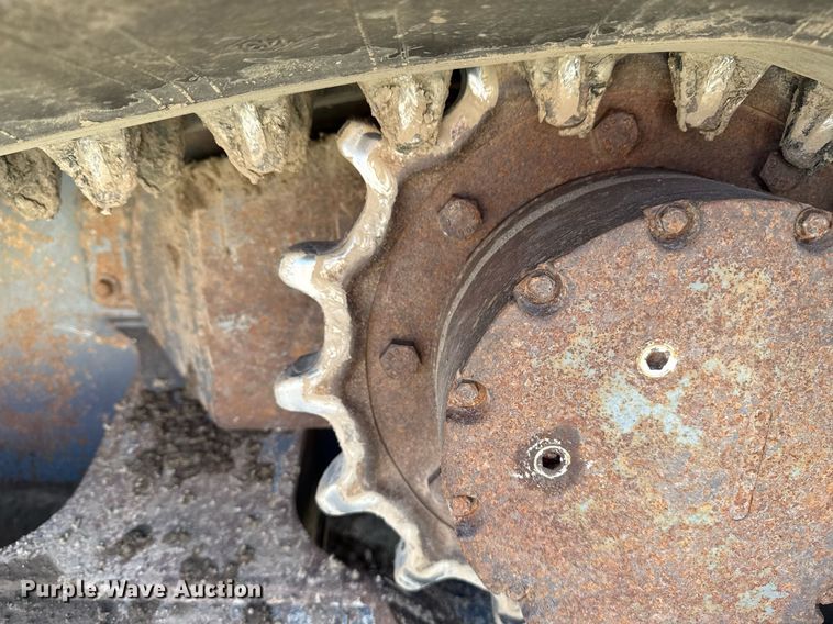 image for item DM5629 2019 Takeuchi TL12V-2 tracked skid steer loader