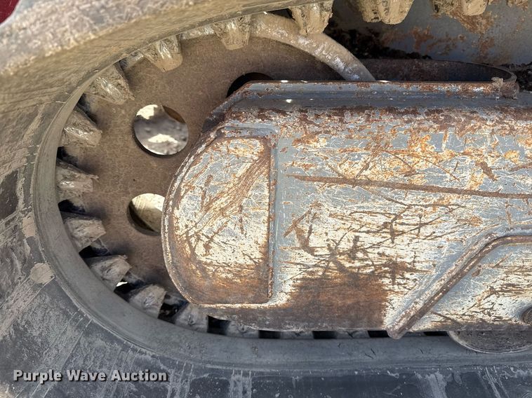 image for item DM5629 2019 Takeuchi TL12V-2 tracked skid steer loader