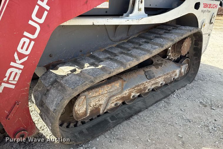 image for item DM5629 2019 Takeuchi TL12V-2 tracked skid steer loader