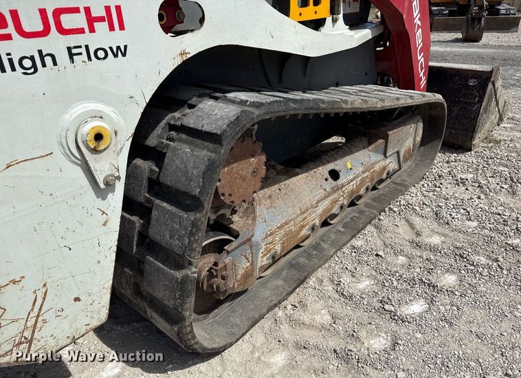 image for item DM5629 2019 Takeuchi TL12V-2 tracked skid steer loader