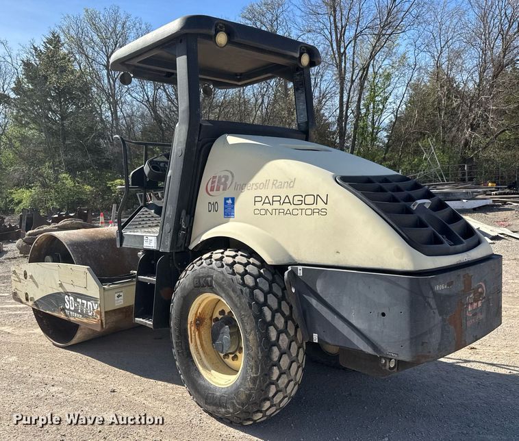 image for item DM5637 2006 Ingersoll Rand SD-77DX TF single drum vibratory roller