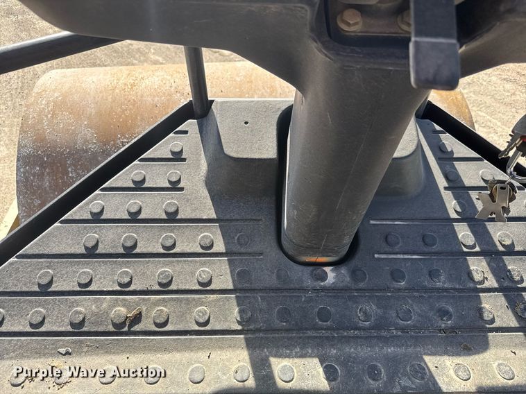 image for item DM5637 2006 Ingersoll Rand SD-77DX TF single drum vibratory roller