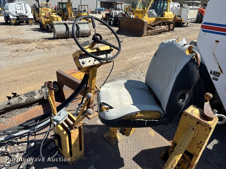 image for item DM5640 Blaw-Knox RW-195H road widener