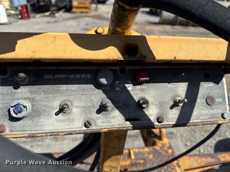 image for item DM5640 Blaw-Knox RW-195H road widener