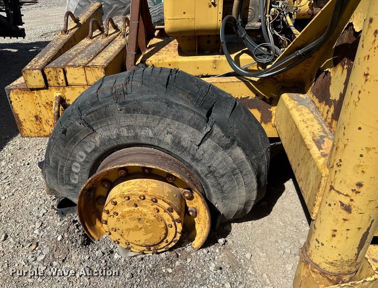 image for item DM5640 Blaw-Knox RW-195H road widener