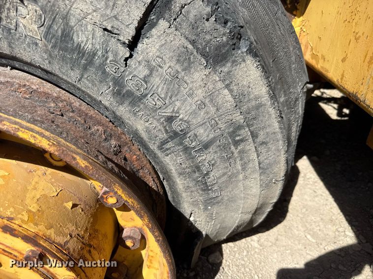 image for item DM5640 Blaw-Knox RW-195H road widener