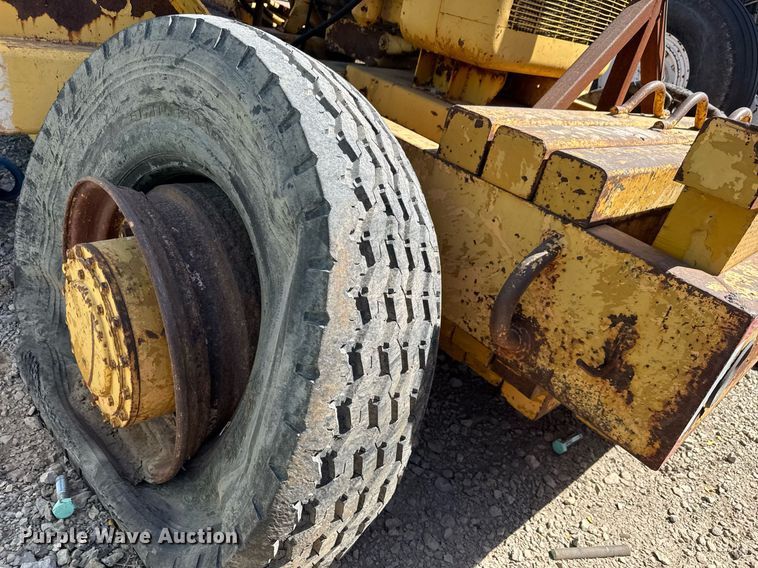 image for item DM5640 Blaw-Knox RW-195H road widener