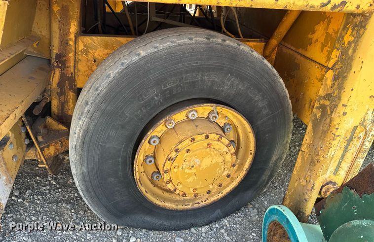 image for item DM5640 Blaw-Knox RW-195H road widener