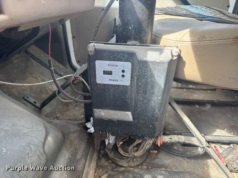 image for item DM5641 2007 Sterling L7500 oil distributor truck