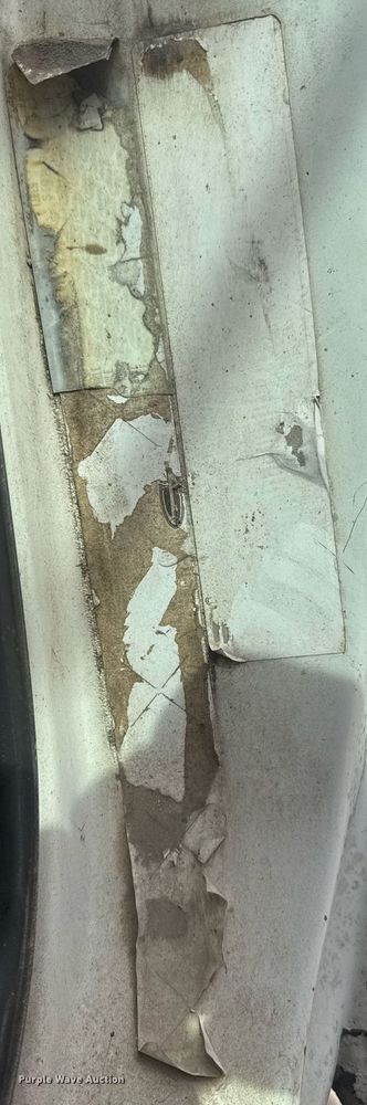 image for item DM5641 2007 Sterling L7500 oil distributor truck