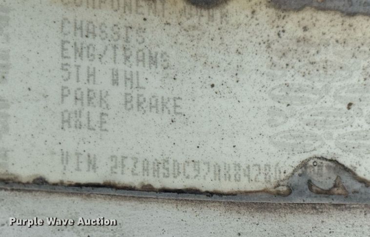 image for item DM5641 2007 Sterling L7500 oil distributor truck