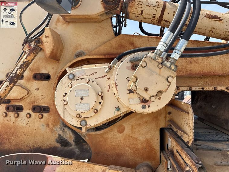 image for item DM5642 2000 Tesmec TRS 1085 trencher