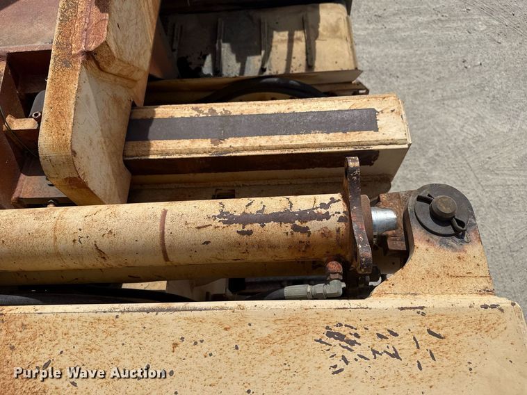 image for item DM5642 2000 Tesmec TRS 1085 trencher