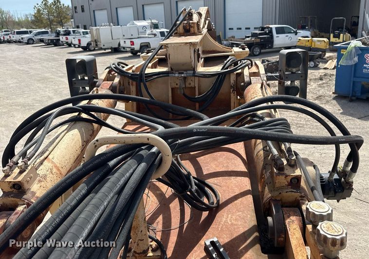 image for item DM5642 2000 Tesmec TRS 1085 trencher