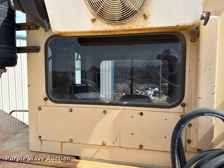 image for item DM5642 2000 Tesmec TRS 1085 trencher