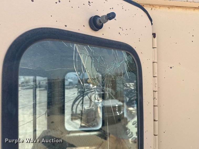 image for item DM5642 2000 Tesmec TRS 1085 trencher