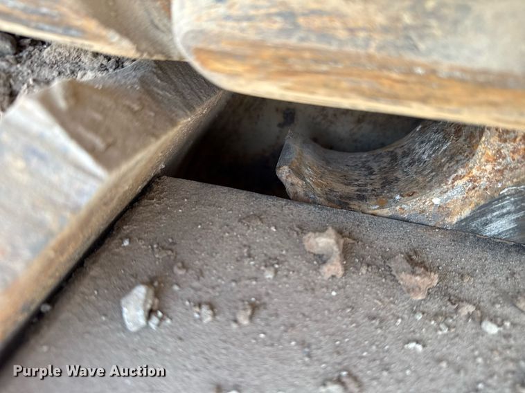 image for item DM5642 2000 Tesmec TRS 1085 trencher