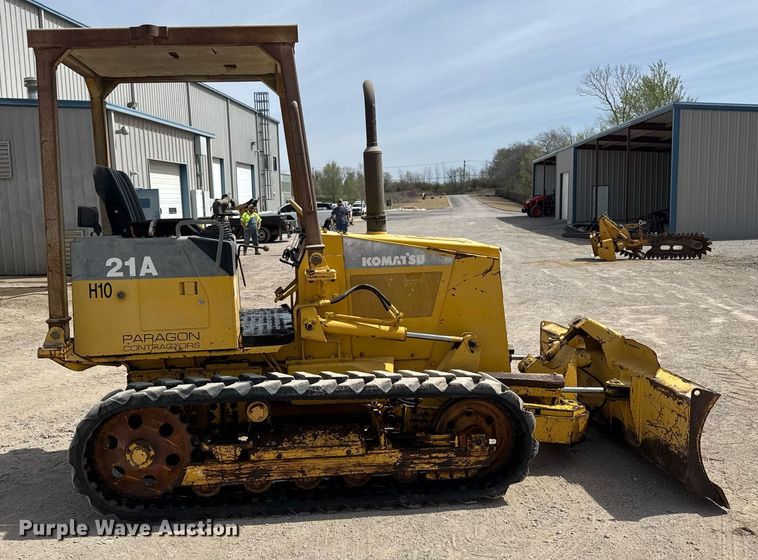 image for item DM5649 1998 Komatsu D21A-7 dozer