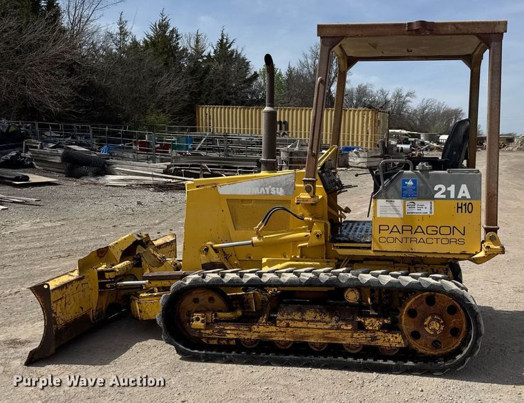 image for item DM5649 1998 Komatsu D21A-7 dozer